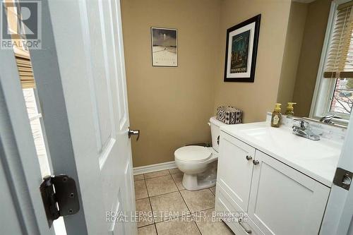 207 BURNABY DRIVE , Ottawa, Ontario K2S 0K1 5