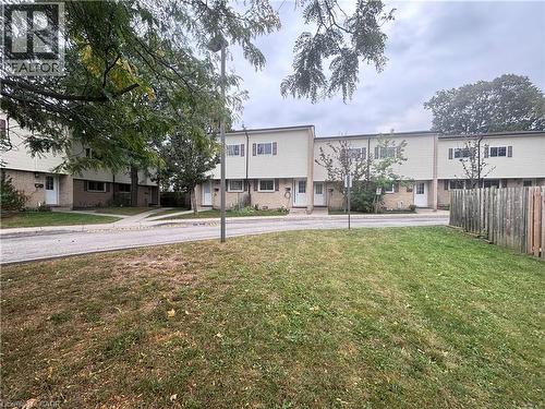 211 VERONICA Drive Unit# B24 , Kitchener, Ontario N2A 2R9 2