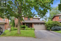 572 HARMONY AVENUE  Burlington, ON L7N 3S8