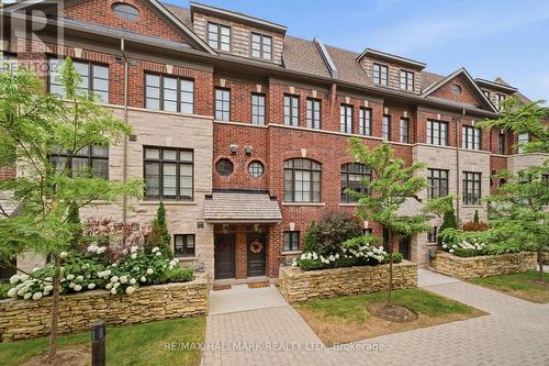 77 - 250 ROYALTON COMMON , Oakville, Ontario L6H 0N2