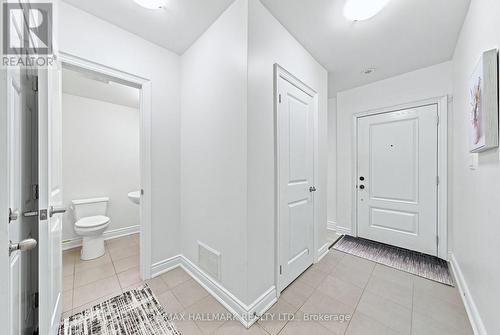 77 - 250 ROYALTON COMMON , Oakville, Ontario L6H 0N2 4