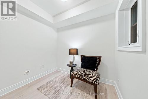 77 - 250 ROYALTON COMMON , Oakville, Ontario L6H 0N2 5