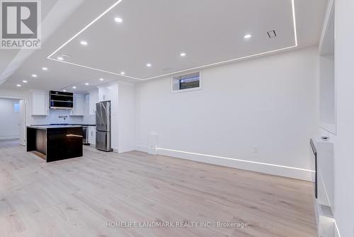 THE BELLAGIO - 23 COULSON AVENUE , Toronto, Ontario M4V 1Y3 4