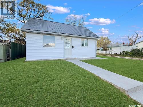 24 14th AVENUE SE  Swift Current, SK S9H 3S2
