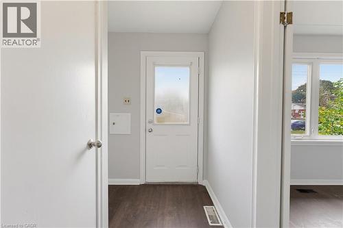 25 Meinzinger Avenue, Kitchener, ON 