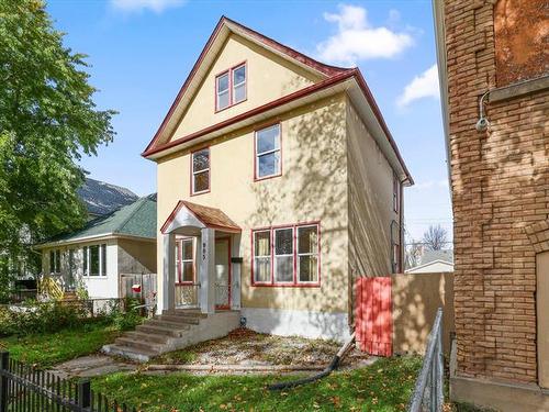 905 Winnipeg Ave, Winnipeg, MB 