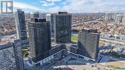 2015 - 18 ESTHER SHINER BOULEVARD , Toronto, Ontario M2K 0J7 2
