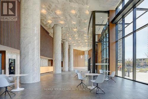 2015 - 18 ESTHER SHINER BOULEVARD , Toronto, Ontario M2K 0J7 4