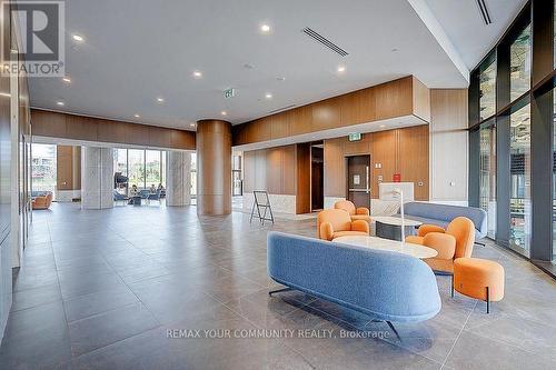 2015 - 18 ESTHER SHINER BOULEVARD , Toronto, Ontario M2K 0J7 5