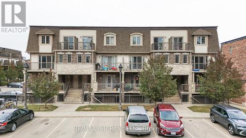 H - 242 RACHEL CRESCENT  Kitchener, ON N2R 0E1