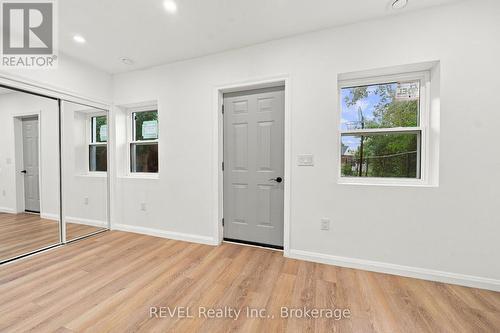 533A CARLTON STREET , St. Catharines (Carlton/Bunting), Ontario L2M 4X6 4