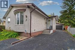 19 Cavendish STREET  Regina, SK S4N 1P1