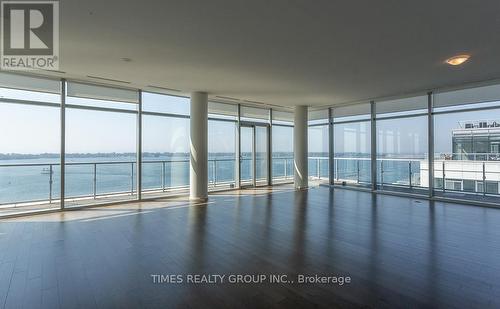 PH1203 - 39 QUEENS QUAY E. STREET E , Toronto, Ontario M5E 0A5 4