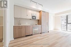 414 - 840 ST CLAIR AVENUE W Toronto, ON M6C 1C1