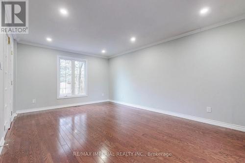 2 CRAIGLEITH CRESCENT , Richmond Hill, Ontario L4E 2L5 3