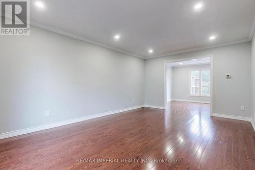2 CRAIGLEITH CRESCENT , Richmond Hill, Ontario L4E 2L5 4