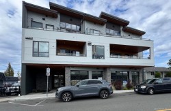 #101-113 Hirst Ave EASTParksville, BC V9P 2G8