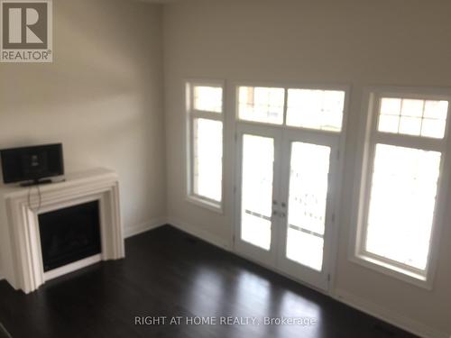 46 BLAZING STAR STREET , East Gwillimbury, Ontario L9N 0S2 5