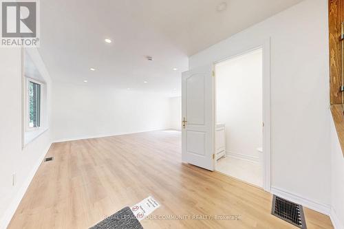 MAIN & 2ND - 83 LUNDY'S LANE , Newmarket, Ontario L3Y 3R9 4
