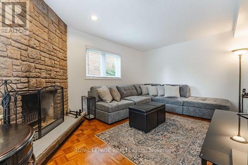 6795 Gracefield Drive, Mississauga, ON 