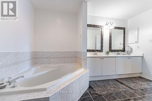 6795 Gracefield Drive, Mississauga, ON 