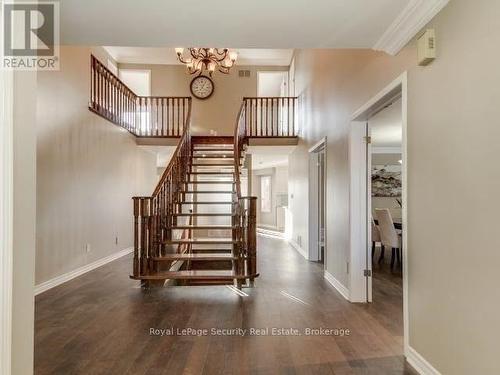 76 DANTE COURT , Vaughan, Ontario L4L 7X4 2