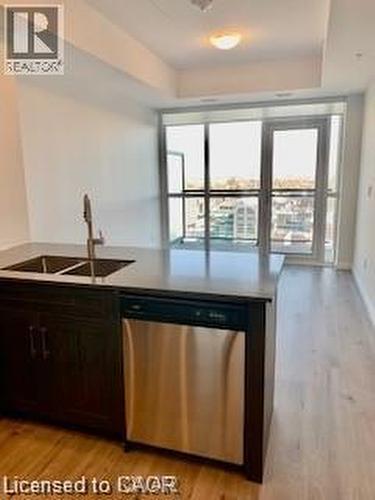 60 CHARLES Street W Unit# 2304 , Kitchener, Ontario N2G 0C9 2