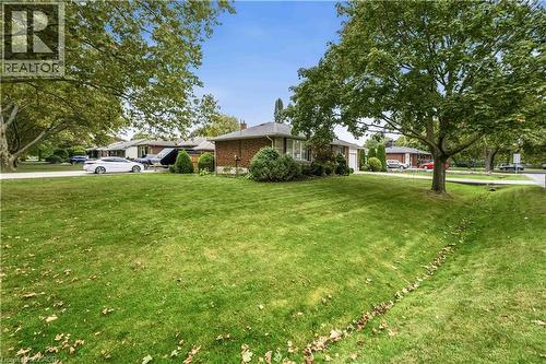 4 REGINA Avenue , St. Catharines, Ontario L2M 3G6 4