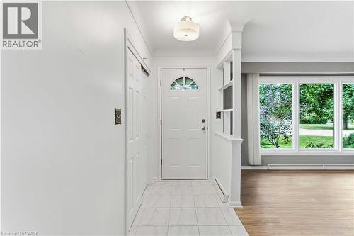 4 REGINA Avenue , St. Catharines, Ontario L2M 3G6 5