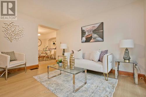 74 Haddon Avenue N, Hamilton, ON 
