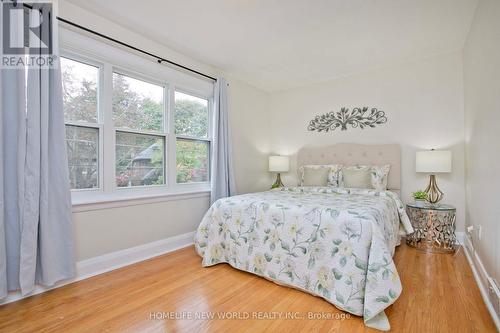 74 Haddon Avenue N, Hamilton, ON 