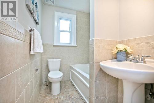74 Haddon Avenue N, Hamilton, ON 