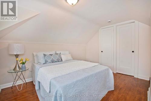 74 Haddon Avenue N, Hamilton, ON 