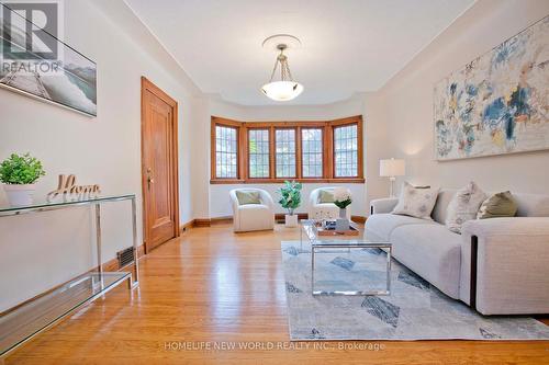 74 Haddon Avenue N, Hamilton, ON 