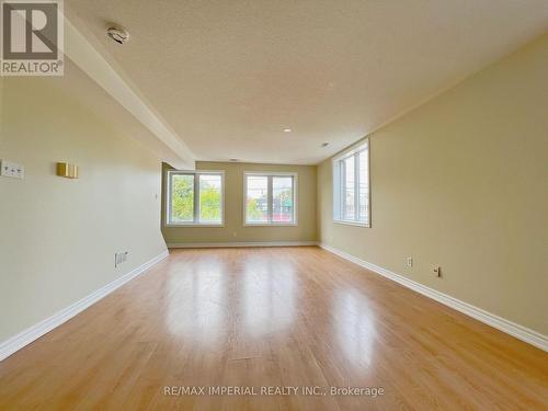 621A THE QUEENSWAY , Toronto, Ontario M8Y 1K4 4