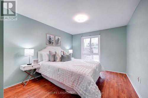 8 Rusty Crest Way, Toronto, ON 