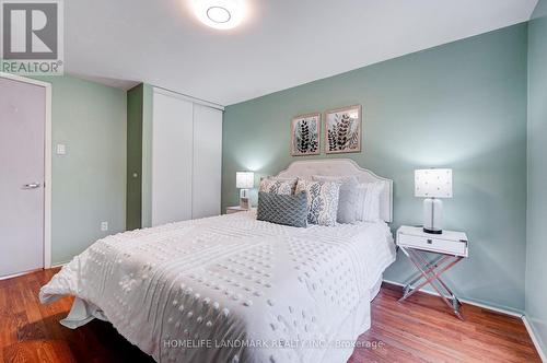 8 Rusty Crest Way, Toronto, ON 