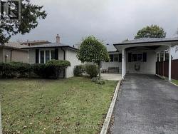 38 ALBACORE CRESCENT Toronto, ON M1H 2L3