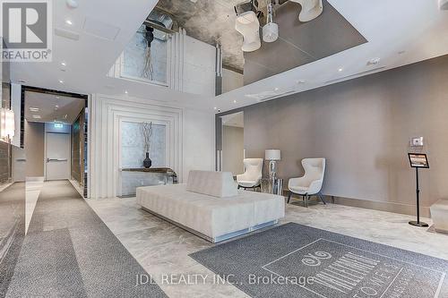 303 - 398 HIGHWAY 7 STREET E , Richmond Hill, Ontario L4B 0G7 4