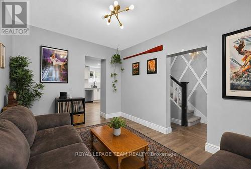 353 ARLINGTON AVENUE , Ottawa, Ontario K1R 6Z2 4