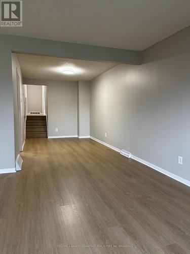 23 FAIRLAWN CRESCENT , Welland (Prince Charles), Ontario L3C 5Z2 5