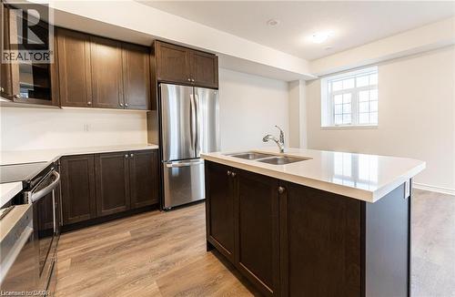 305 GARNER Road W Unit# 46 , Ancaster, Ontario L9G 3K9 5
