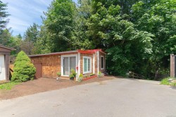 #14-4837 Roger St Port Alberni, BC V9Y 3Z1