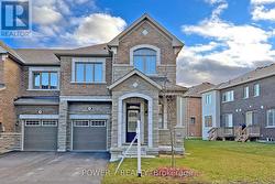 41 NESS DRIVE  Richmond Hill, ON L4S 0K5