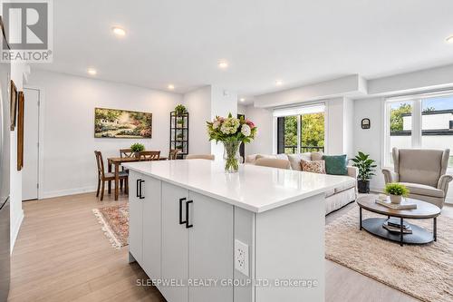 6 - 152 SPRINGHURST AVENUE , Ottawa, Ontario K1S 0E5 5