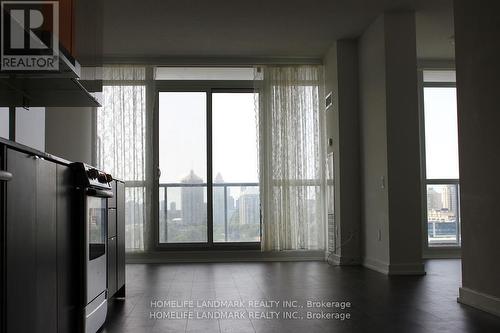 2517 - 121 MCMAHON DRIVE , Toronto, Ontario M2K 0C1 3
