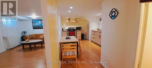 48 DUNKIRK ROAD , Toronto, Ontario M4C 2M3 2