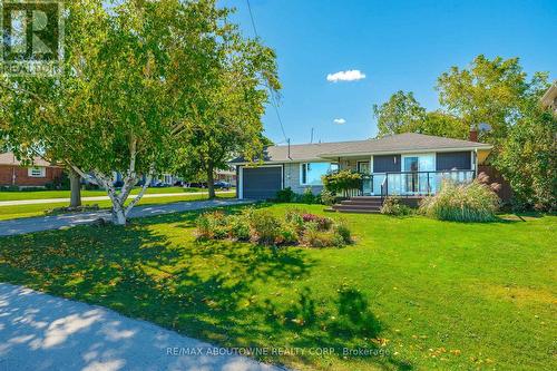 LOWER - 71 LAKESIDE DRIVE , Grimsby, Ontario L3M 2L4 4