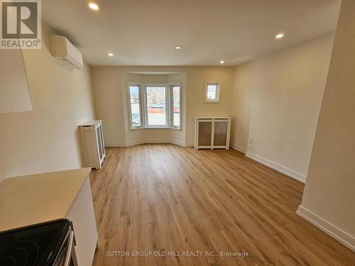 2ND FLOOR - 3293 DUNDAS STREET W , Toronto, Ontario M6P 2A5 3
