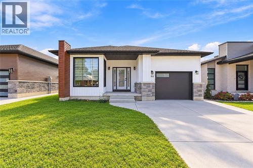 195 ESSEX STREET Unit# LOWER , Sarnia, Ontario N7S 0C2 1